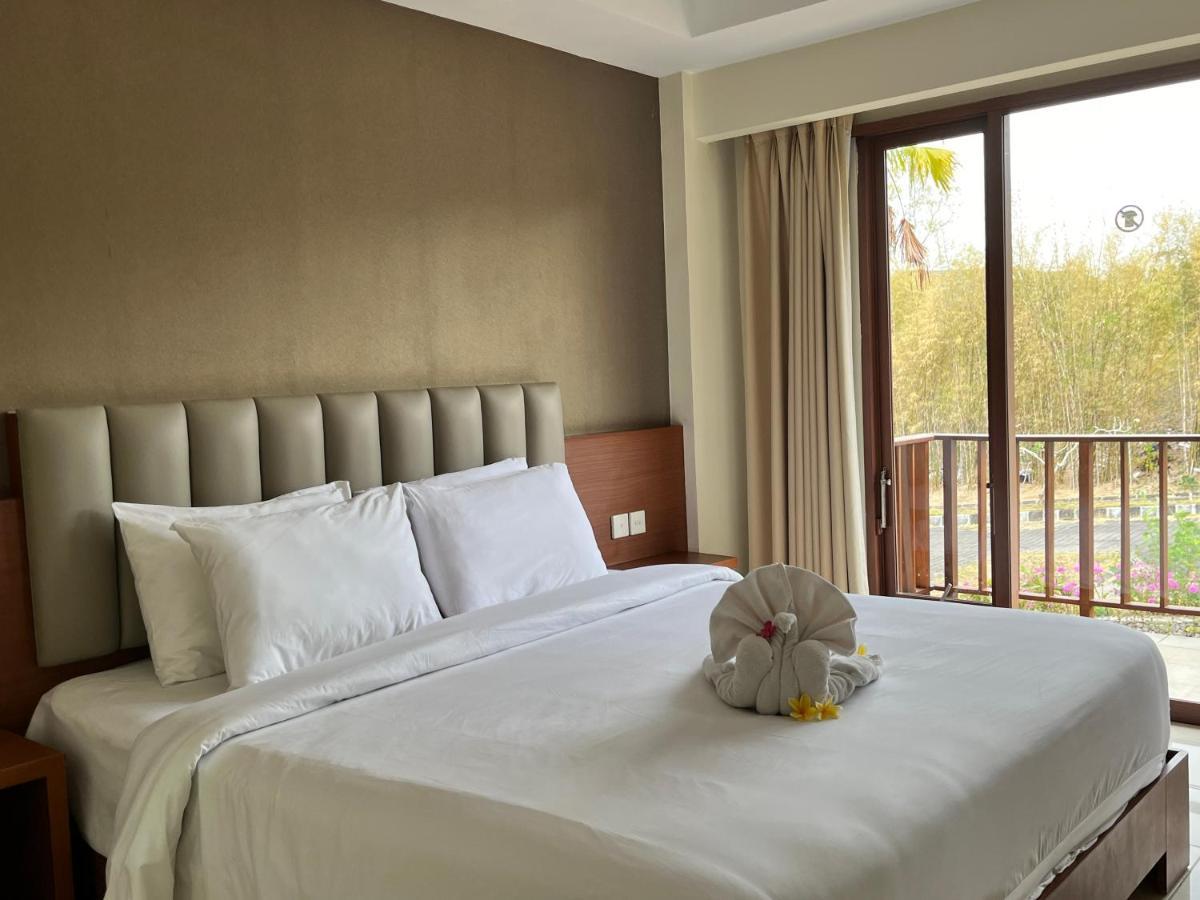 New Kuta Hotel 乌鲁瓦图 外观 照片