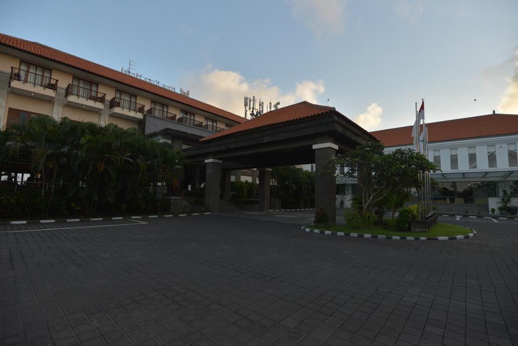 New Kuta Hotel 乌鲁瓦图 外观 照片