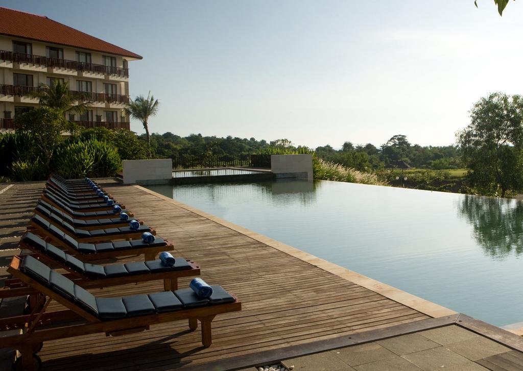 New Kuta Hotel 乌鲁瓦图 外观 照片